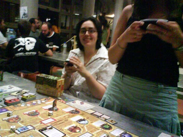 Julia en la partida de Arkham Horror